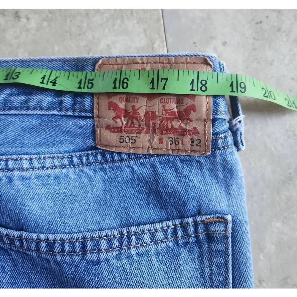Levis levis 505
